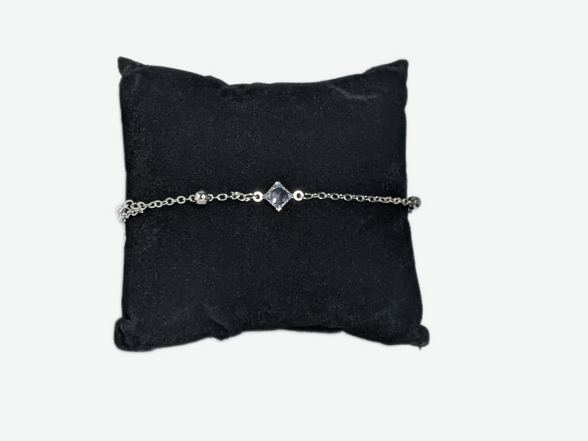 Silver Diamond Shape Link Chain Bracelet