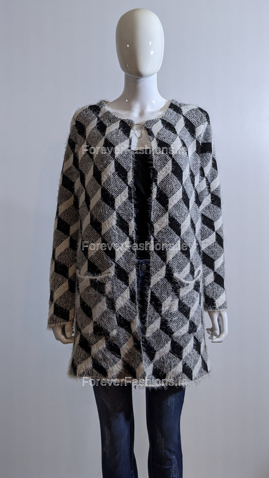 Black Diamond Pattern Fluffy Open Cardigan