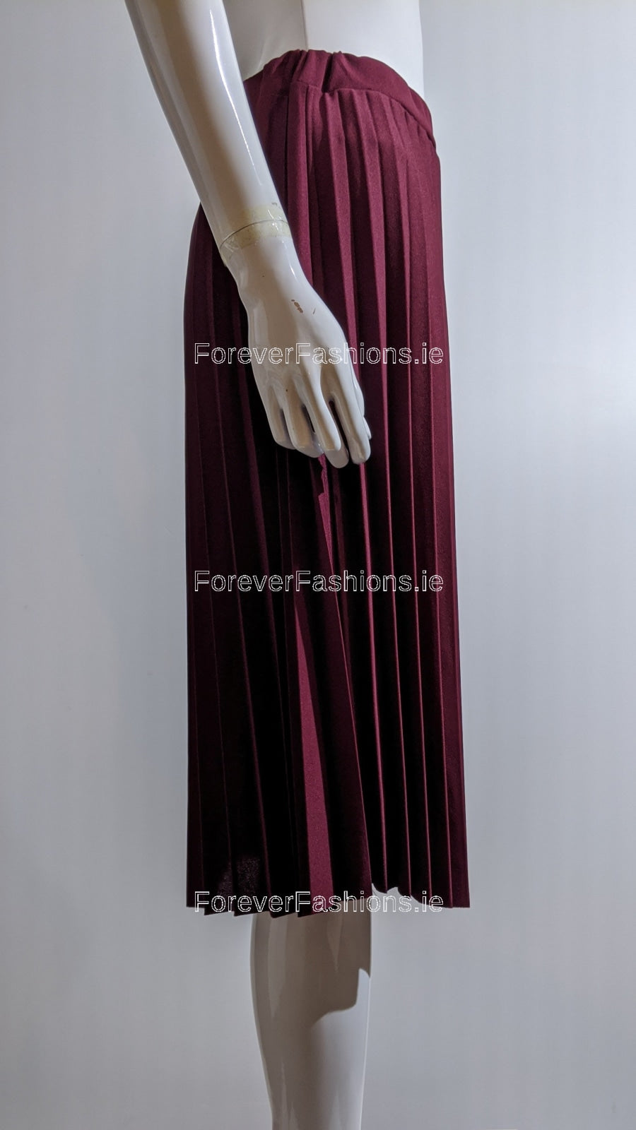 Wine Pleated Knee Length Skirt